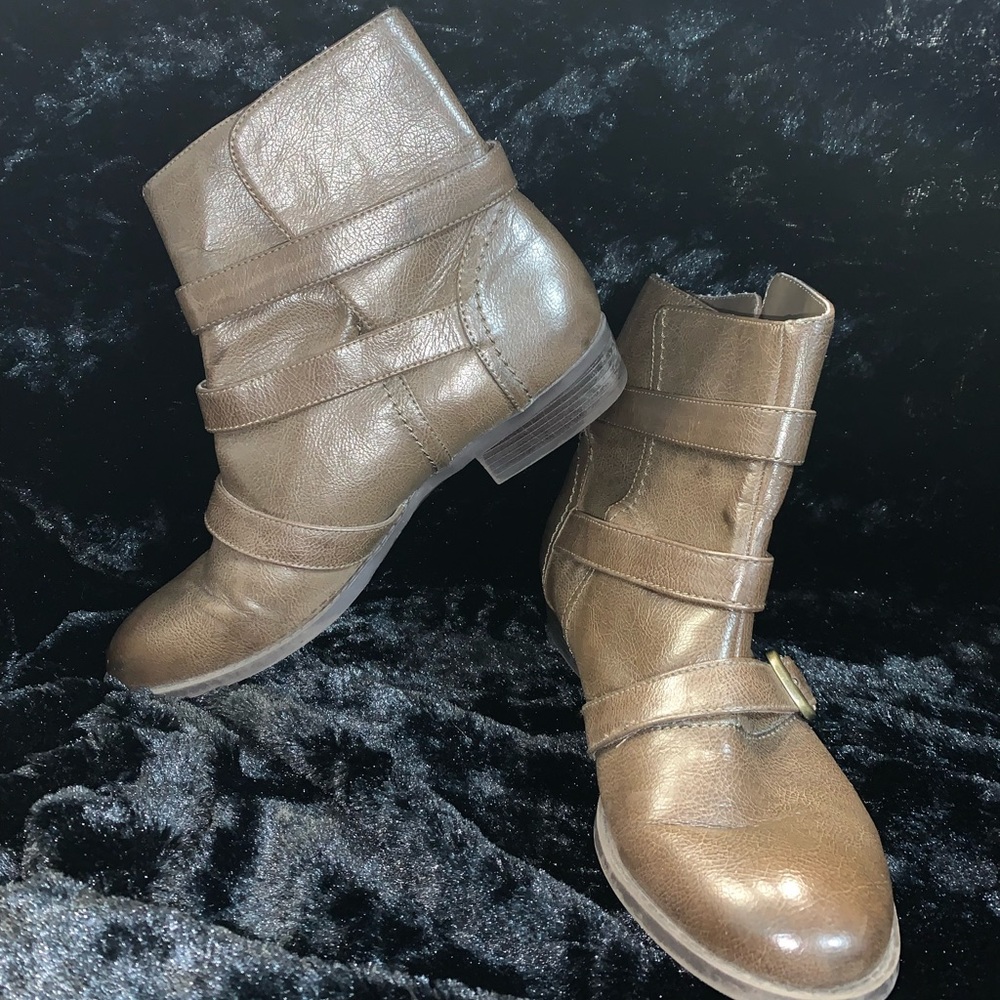 Mossimo Co Brown Ankle Boots 11 Slip On